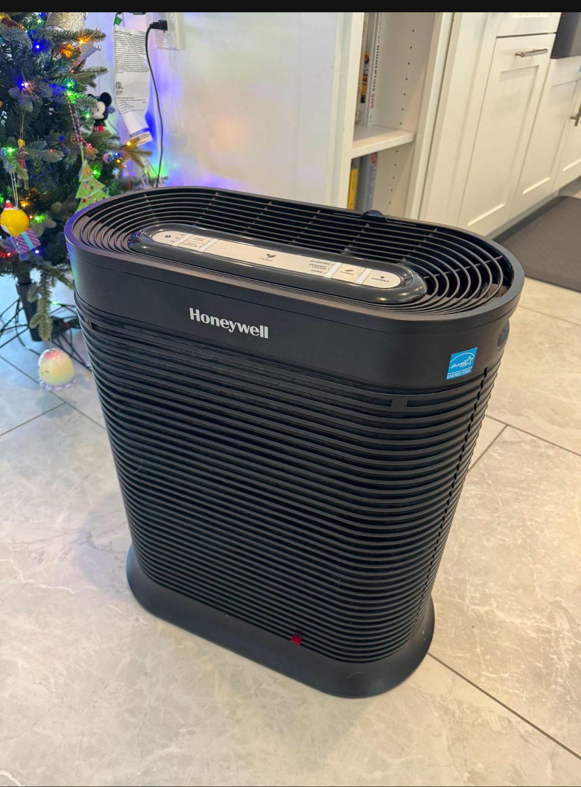 XL Honeywell HPA300 HEPA Air Purifier for Extra Large Rooms 