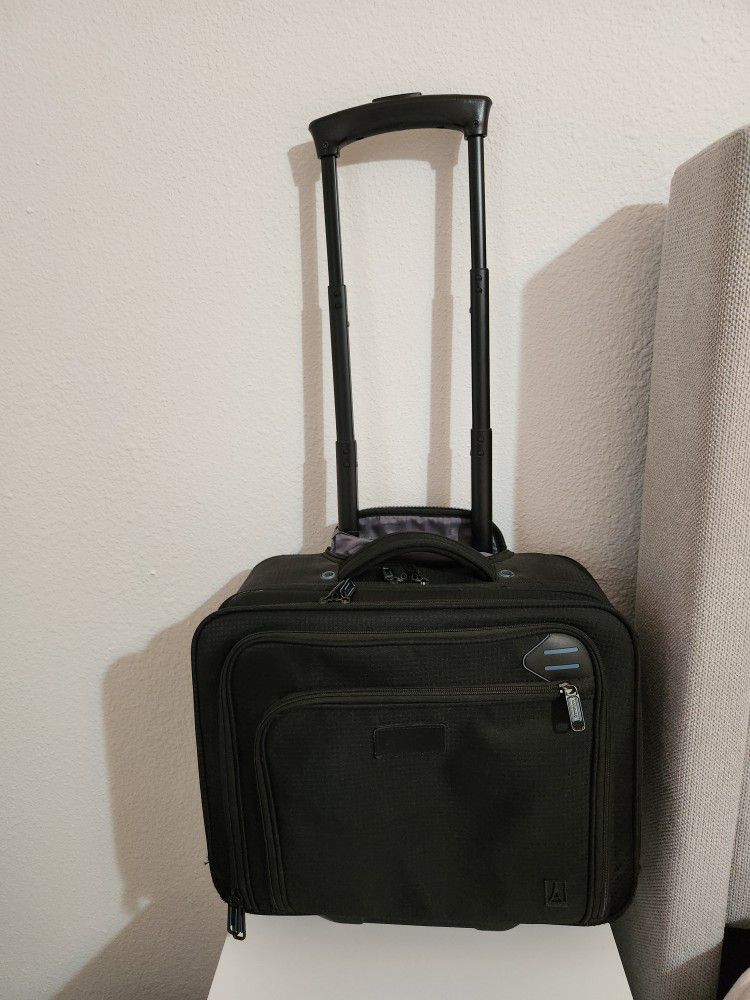 Travelpro computer case 