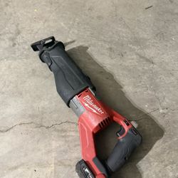 Milwaukee M18 Super SawZaw  
