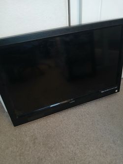 37" Vizio TV with Roku Player