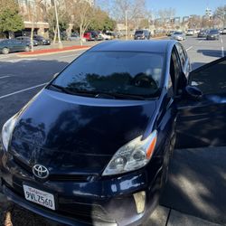 2012 Toyota Prius- In Hybrid Hatchback 4D