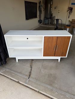 TV Stand - Buffet - Console