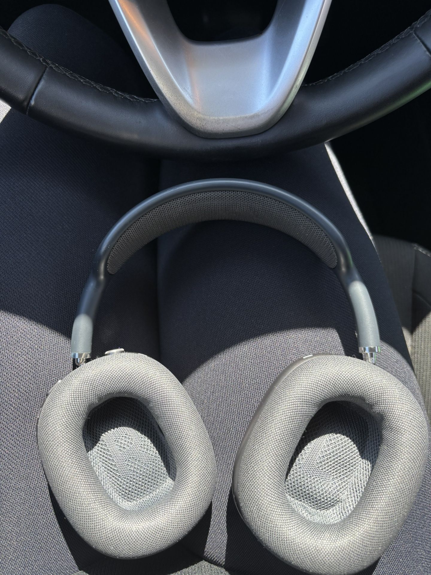APPLE AIRPOD MAX’s
