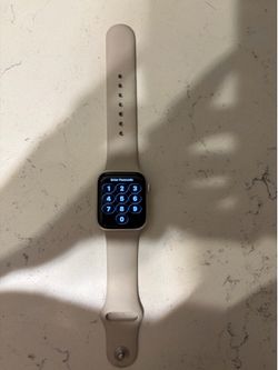 Apple Watch SE 40mm Aluminum case LTE and GPS