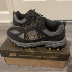 Brand New Sketchers 