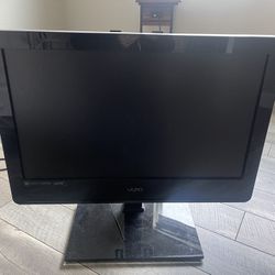 26 In Small Vizio Tv And Remote