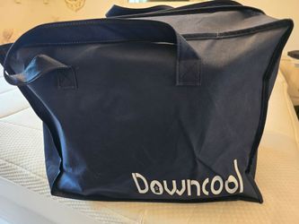 NEW Cal King Down Comforter – Vacuum Sealed