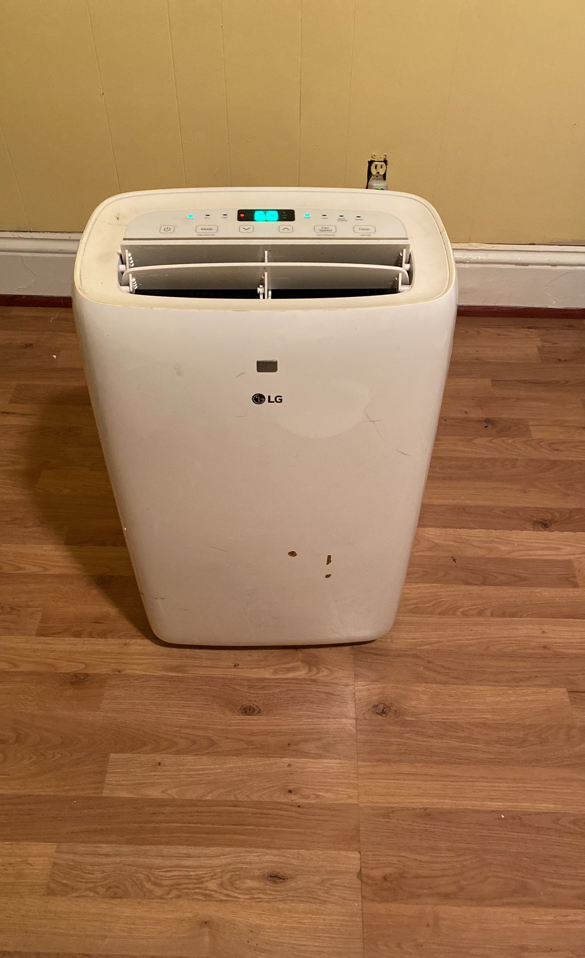 Portable Air Conditioner 5,500 Btu