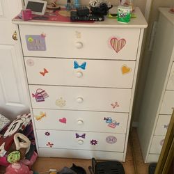 Minnie Dresser