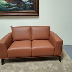 NEW LIVING ROOM LOVE SEAT/SOFA