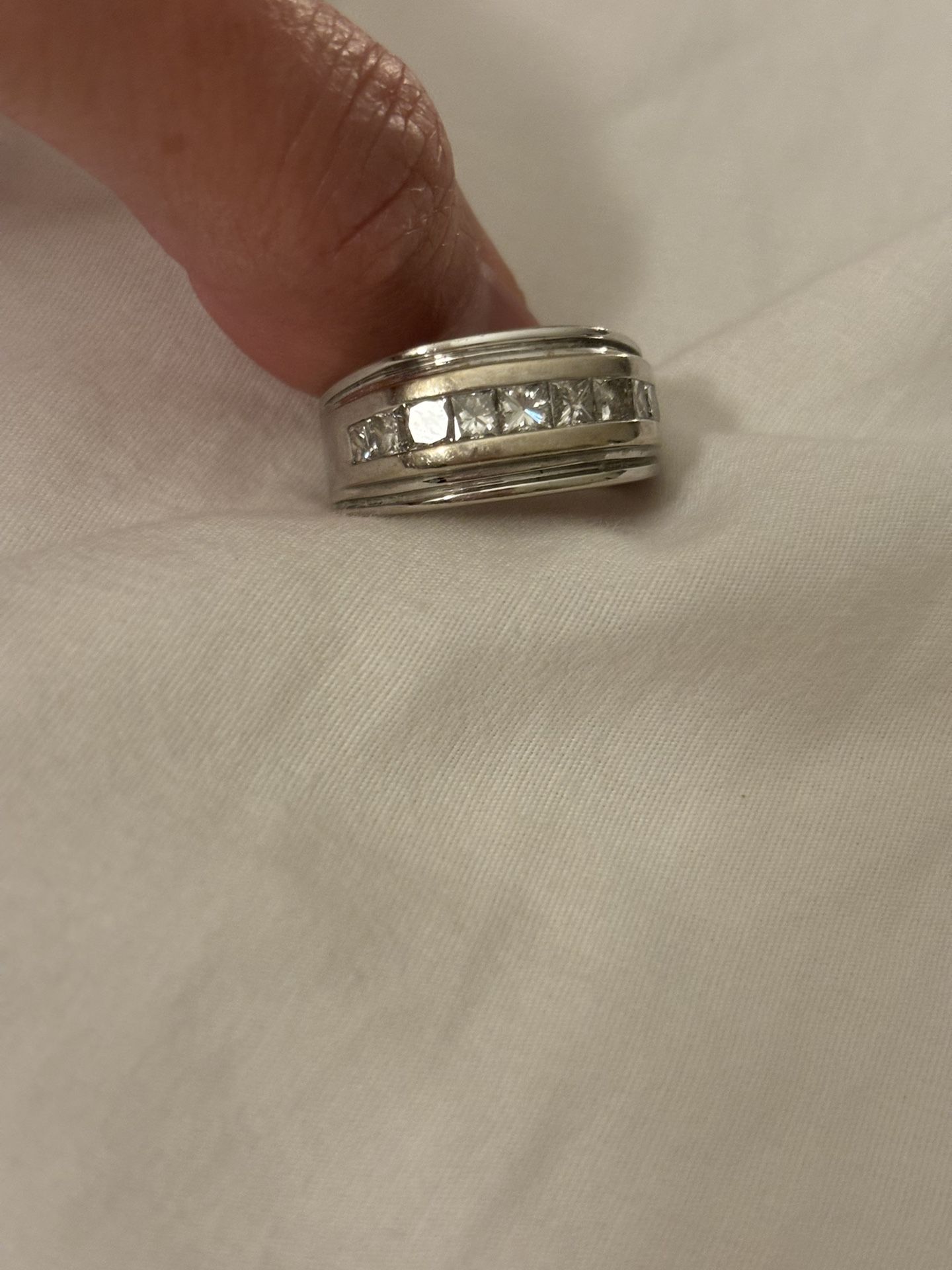 Men Diamond Wedding Ring