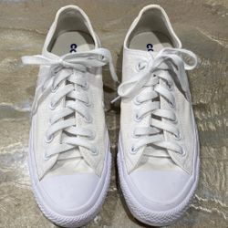 Converse All Star Low Top White Sneakers Shoes Men’s 5.5 / Women’s 7.5 