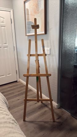 Painting easel