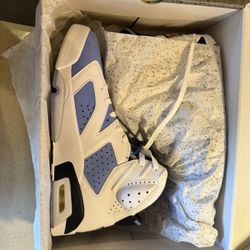 Jordan 6 UNC Size 12