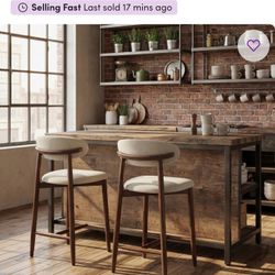 2 Bar Stools 