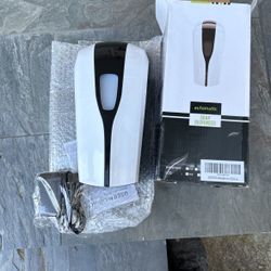 Automatic soap dispenser