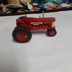 Farmall 360 Tractor, Perfect Condition 