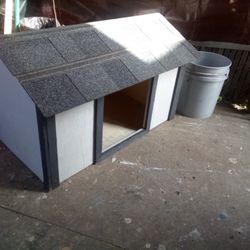 Medium Dog House