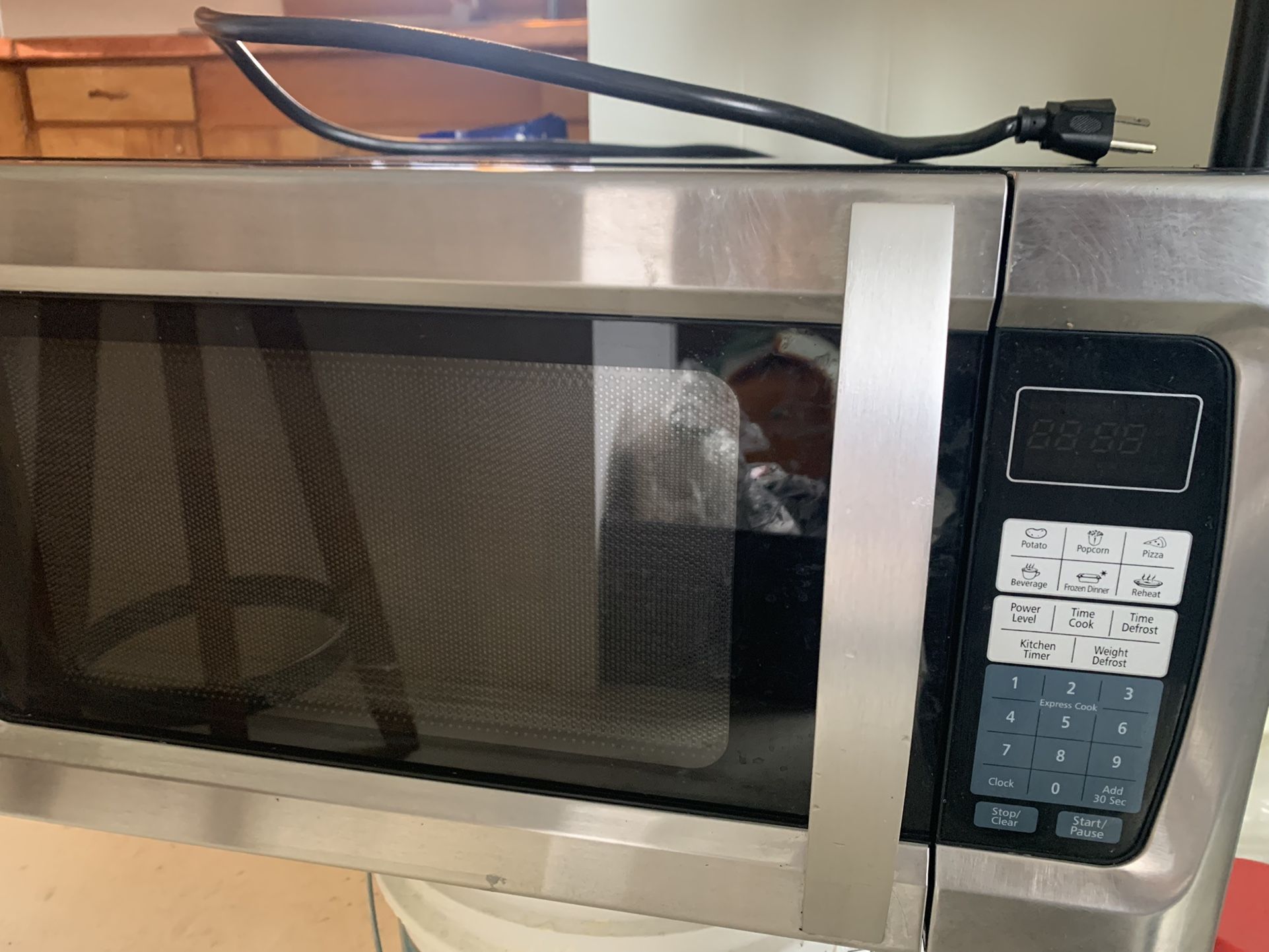 1100 Watt Microwave