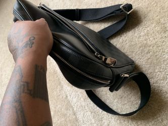 Louis vuitton man bag for Sale in Baltimore, MD - OfferUp