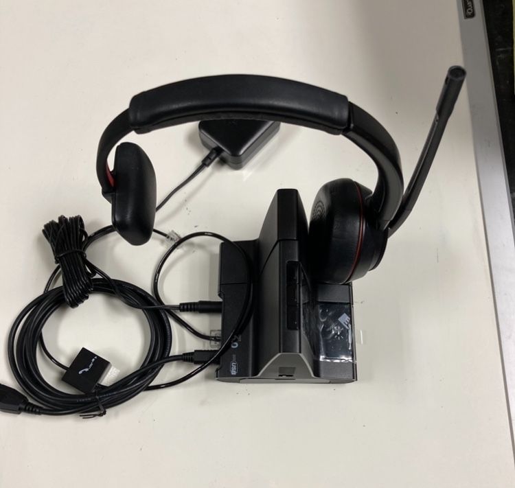 Wireless Headset - Poly W8200B
