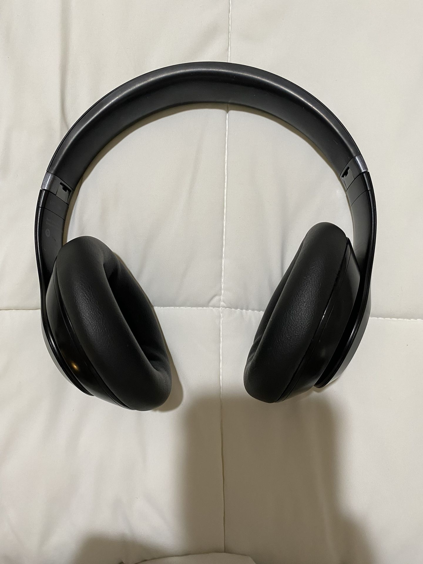 Beats Studio Pro