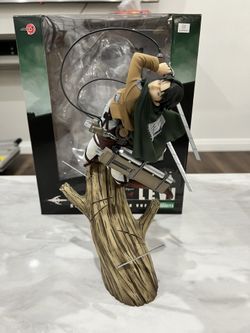 Levi Ackerman 1/8 Scale