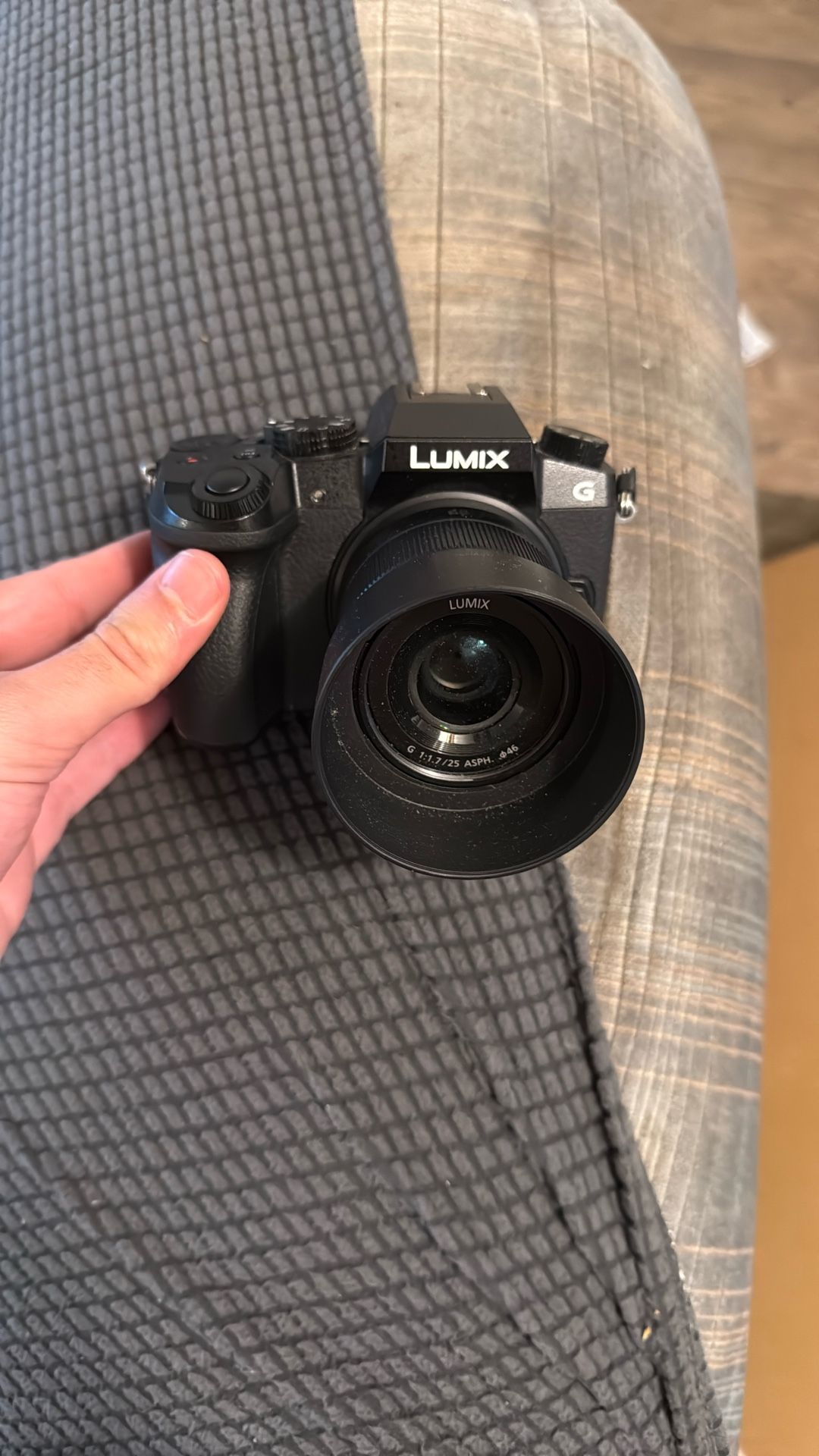 LUMIX G7 Camera