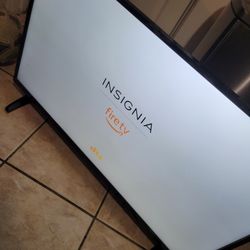 Insignia Ns39dr510na19 Smart Tv Used Good Condition 