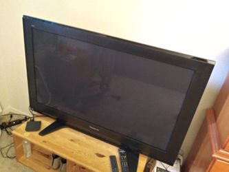 Panasonic 60 inch plasma tv with remote