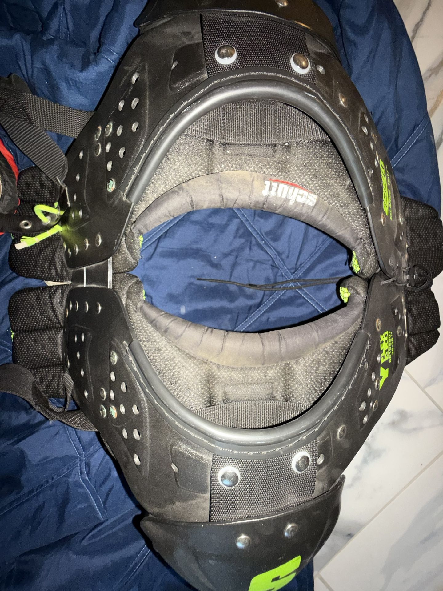 Schutt Shoulder Pads