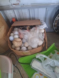 Large Lot of Used Golf Balls