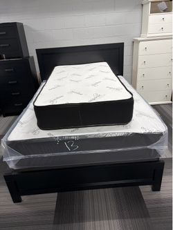 Huge sale for Mattress And Box Twin size #mattress and box 150.$ full 190$ Queen 200$ king 290$. free delivery free set up 708….289…7715… cash or Zell