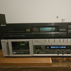 AKAI Cassette Deck CS-F12, AKAI CD Player CD-A30