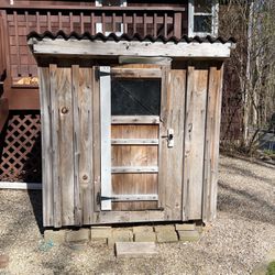 Small Chicken Coop Or Woodshed Free