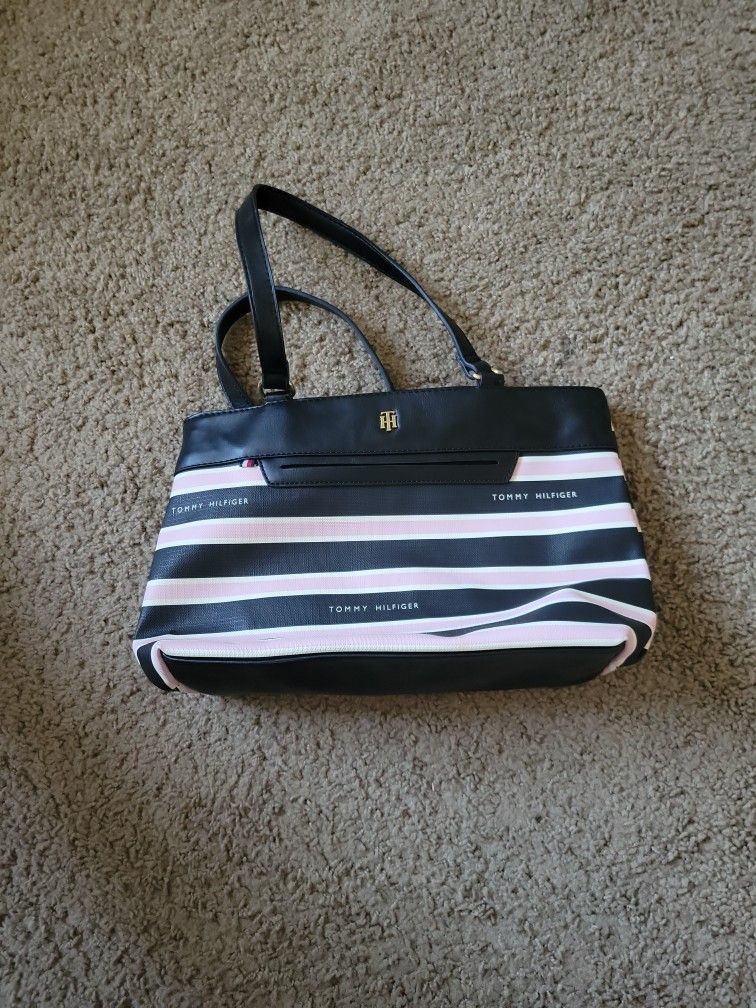 Tommy Hilfiger Purse