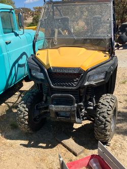 2015 Honda pioneer