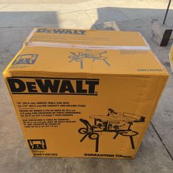 DEWALT 15 Amp Corded 10 in. Job Site Table Saw with Rolling Stand
