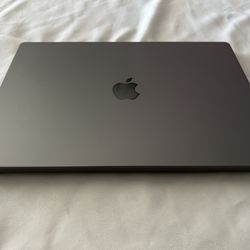 Apple MacBook M1 Pro 16” Mem: 16 - Storage: 1Tb