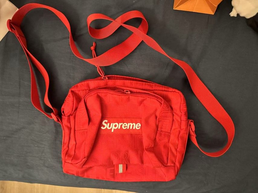 Supreme SS19 Shoulder Bag