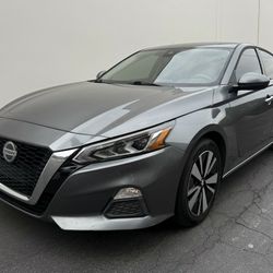 2021 Nissan Altima 2.5 SV 