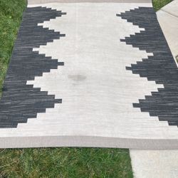Rug