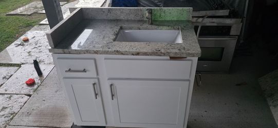 Bathroom Vanity with Granite Countertop and Backsplash 37"