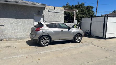 2011 Nissan juke awd for parts