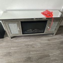 Mirrored Tv Console