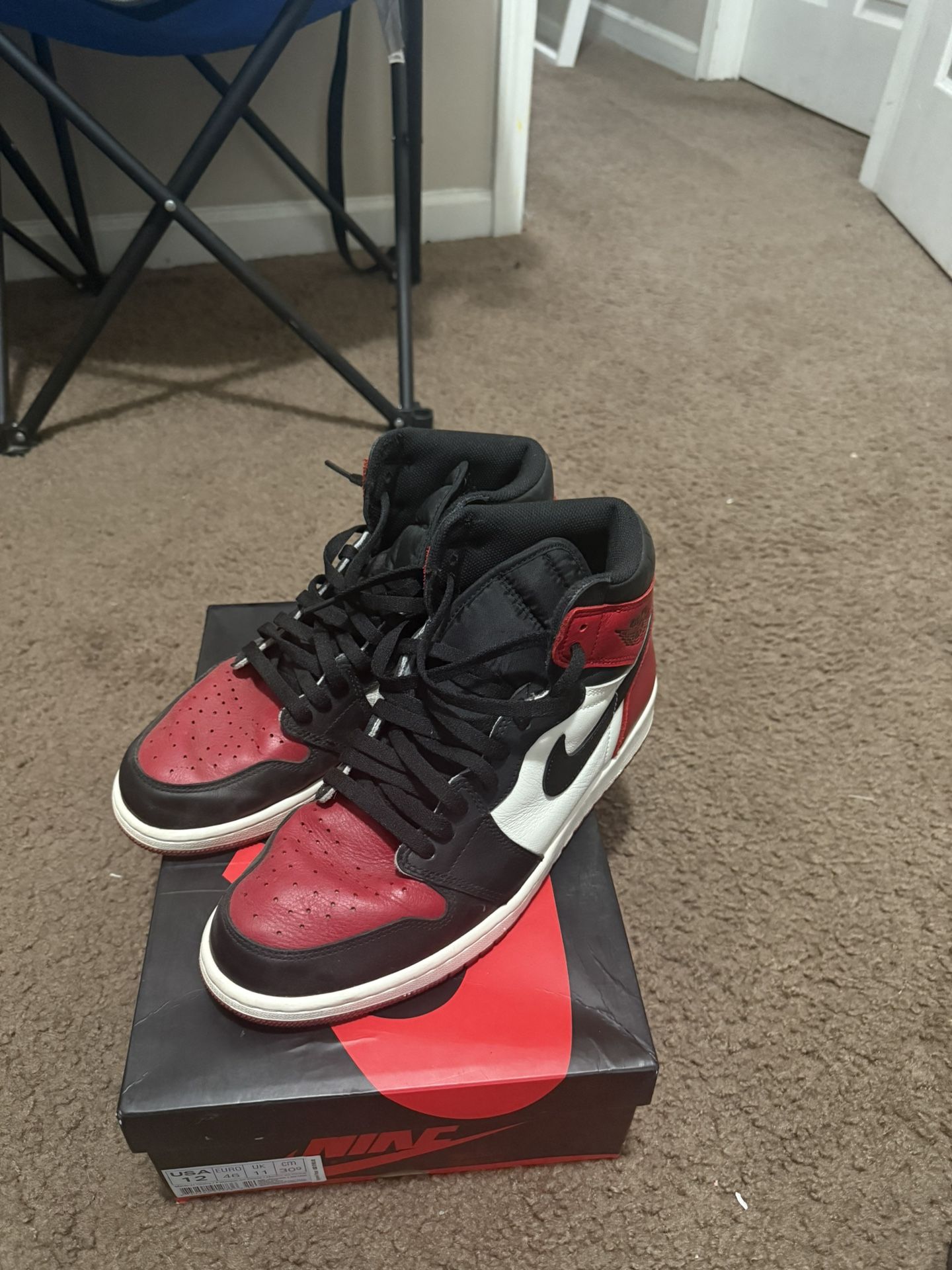 Jordan 1 Bred Toe Sz 12