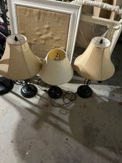 5 Lamps – Table & Floor Lamps – Great Condition