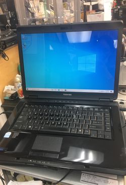 Toshiba computer laptop windows 10 4gb Ram 200gb HDD penguin dual CPU 1.87ghz