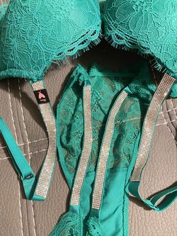 Victoria Secret Sets Bras And Panties for Sale in Tampa, FL - OfferUp