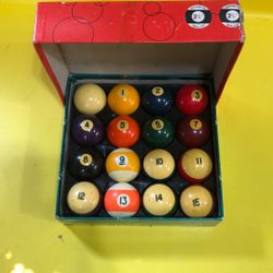 Aramith (mostly) Billiard Ball Set